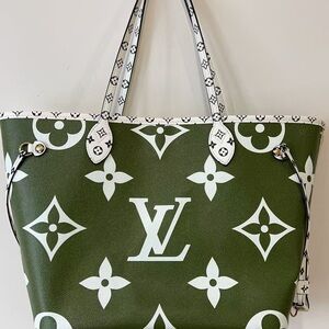 Louis Vuitton Khaki Monogram Giant Neverfull MM with Pouch